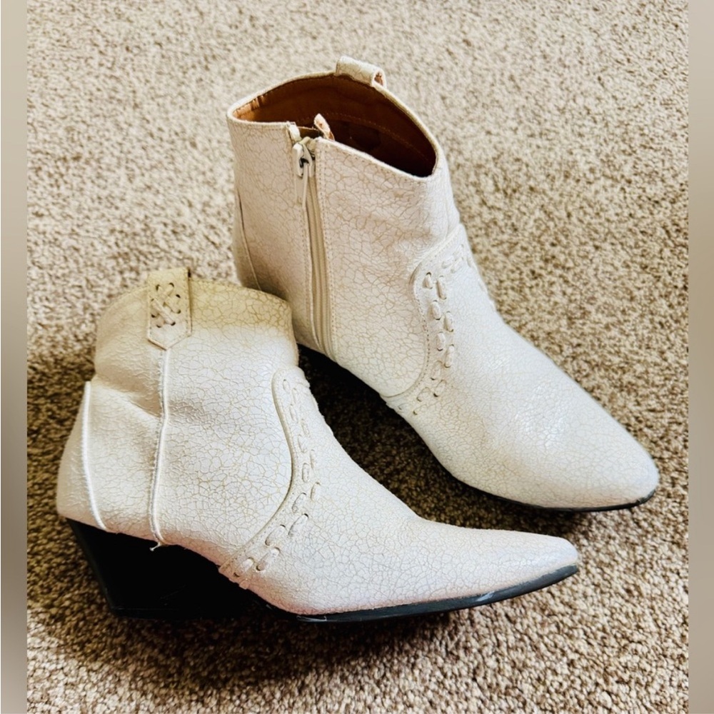 Cream Textured Ankle Booties western cowgirl line dancing comfy 7